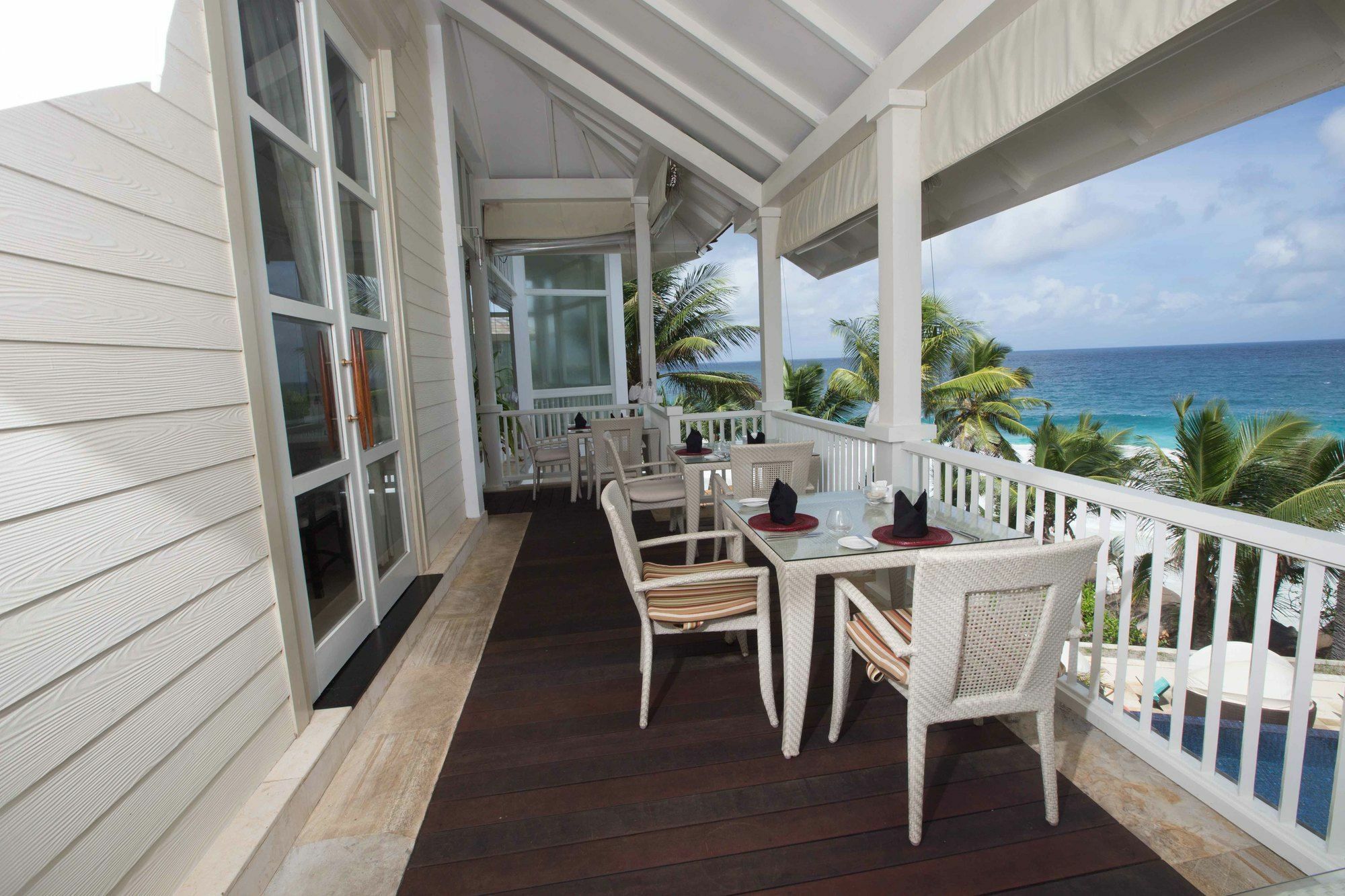 Banyan Tree Seychelles Hotel Takamaka Exterior photo
